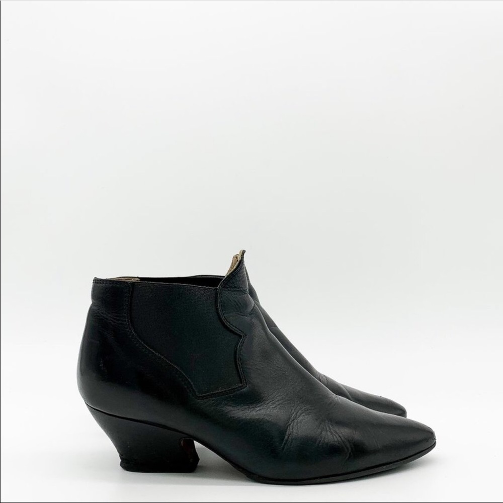 ACNE STUDIOS Star Black Leather Ankle Booties